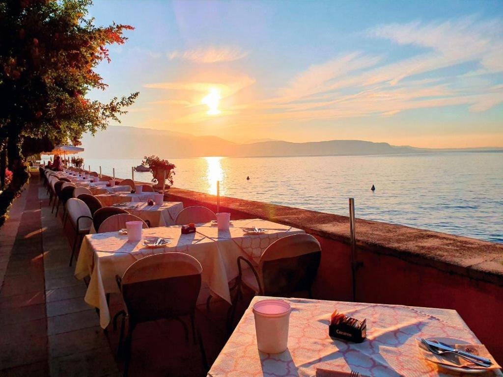 Hotel Monte Baldo E Villa Acquarone غاردوني ريفييرا المظهر الخارجي الصورة
