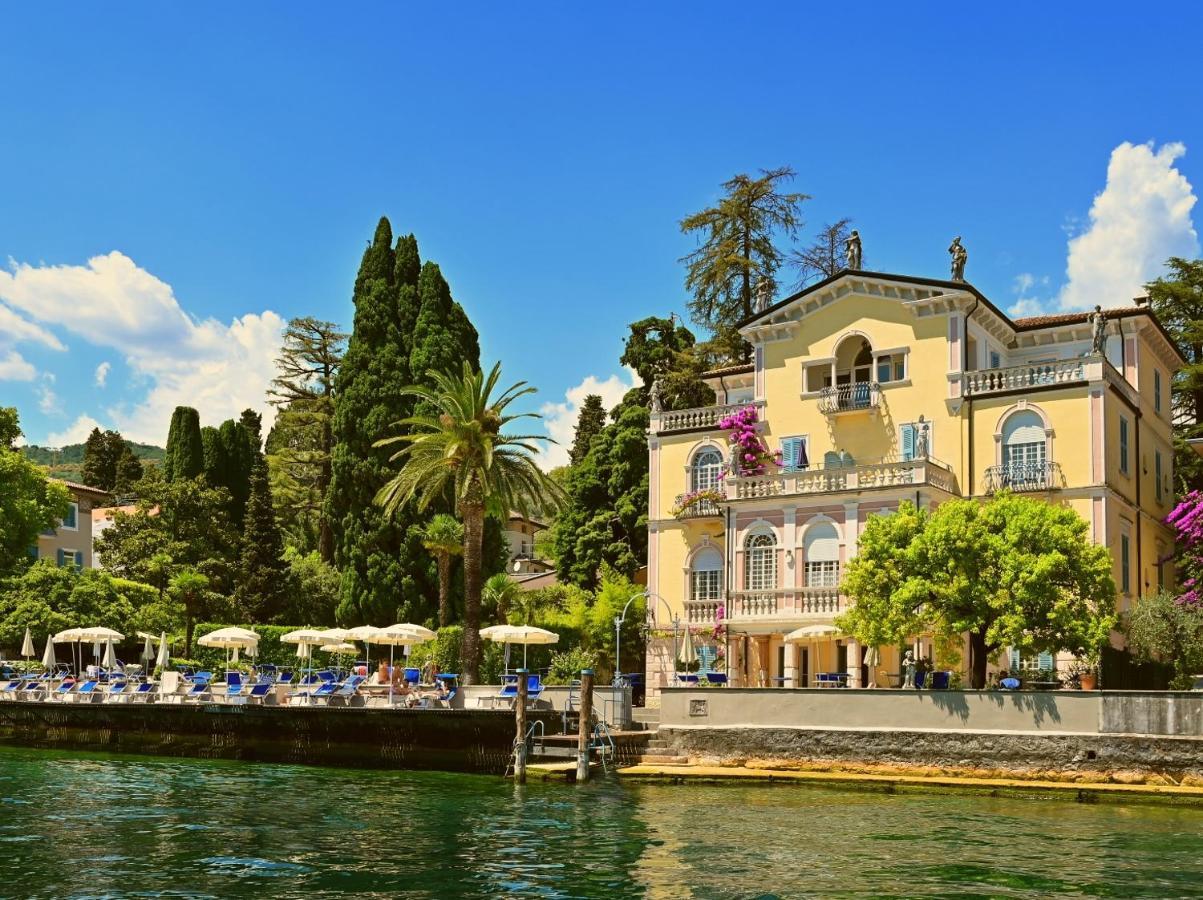 Hotel Monte Baldo E Villa Acquarone غاردوني ريفييرا المظهر الخارجي الصورة